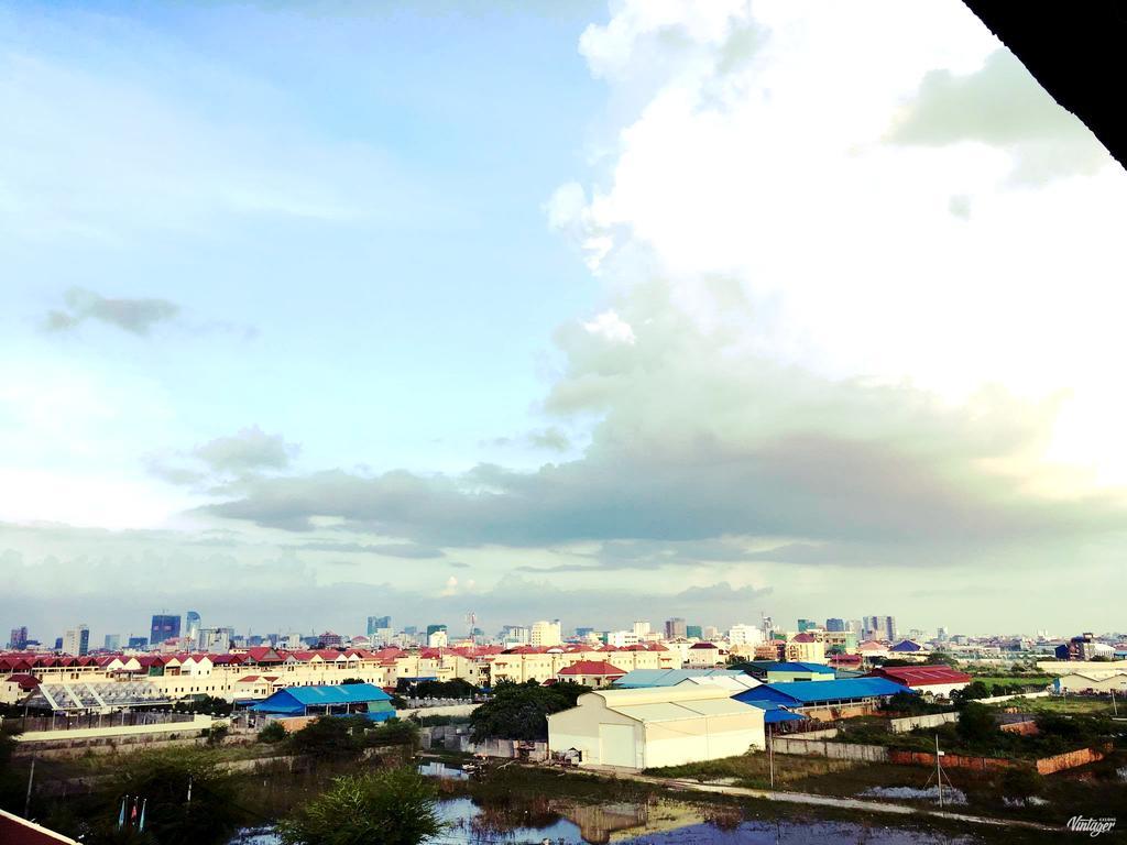 Soben Sensok Guesthouse Phnom Penh Luaran gambar